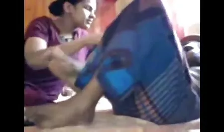 माँ बड़े स्तन सेक्सी सेक्सी फिल्म हिंदी में के साथ बड़ा लड़का चूसा ।