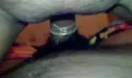 एक साथी होटल के लिए आमंत्रित किया और बलात्कार किया गया था बीपी पिक्चर सेक्सी में