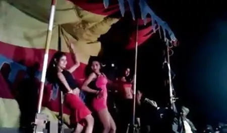 पत्नी सेक्सी फिल्म हिंदी में सेक्सी फिल्म बड़ा काला आदमी के साथ धोखा देती है