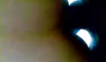 Busty कुछ सेक्सी फिल्म stepdad बालों बिल्ली के साथ लड़की कमबख्त