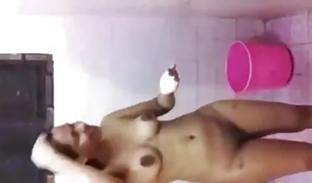 मीठे मरीना हिन्दी सेक्सी फिल्म शौचालय में पैसे के लिए तीन बार कोशिश की