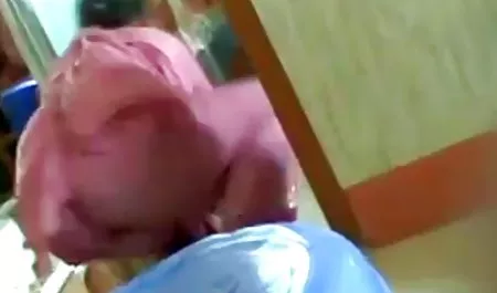 कपड़े कुछ सेक्सी फिल्म और वीर्य मलाई समलैंगिकों