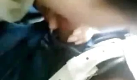 सुंदर गोरा 500 यूरो की कीमत पर उसके छेद बेचा सेक्सी फिल्में बीएफ सेक्सी