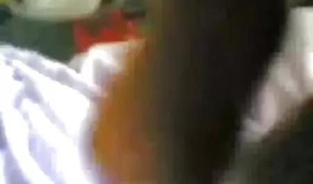 रूसी किशोर नंगा नाच की सेक्सी फिल्म सॉना में जारी रखा