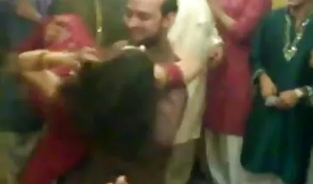 कुंवारी लड़की सेक्सी वीडियो फिल्म हिंदी में के मुंह में क्रूर शापित