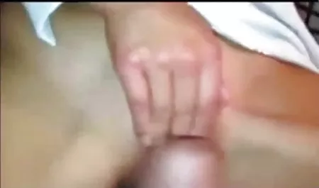 छात्र मोजे सेक्सी पिक्चर वीडियो में वीडियो में डिल्डो का आनंद लें ।