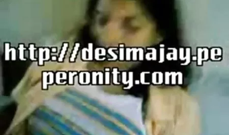 मालिक एक सीएच 2 सीढ़ी घर के रूप में कार्य करने के लिए नर्स को हॉलीवुड सेक्सी हिंदी मूवी प्रोत्साहित करती है
