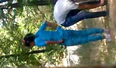 बड़ी लड़की के पिछवाड़े सेक्सी फिल्में दिखा दो में डबल प्रवेश