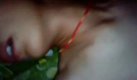 श्यामला एक विशेष मालिश का आदेश सेक्सी वाला फिल्म दिया