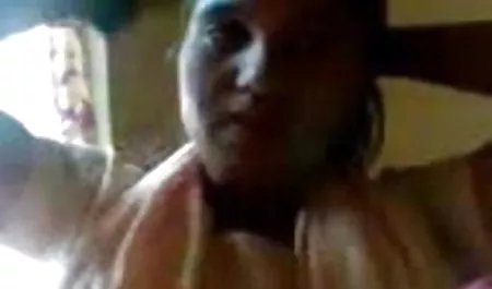 ढूँढें और कुछ सेक्सी फिल्म एक युवा अपराधी को धोखा
