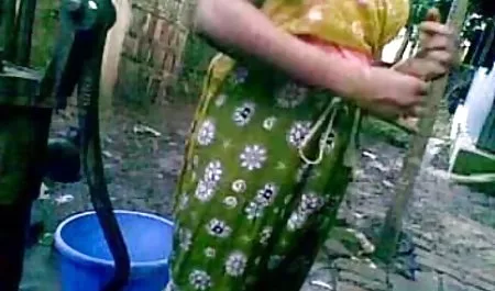 वह उठा और हिंदी वीडियो सेक्स फिल्म उसके पति सो रहा था, जबकि नस्ट्या गड़बड़ कर दिया ।