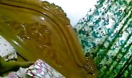 कुतिया सेक्सी फिल्म बढ़िया उसके प्रेमी में से एक के साथ मज़ा आ रहा