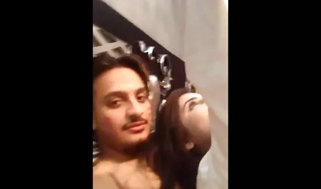 उसे गधे के साथ पेरिस्कोप में प्यार बीएफ सेक्सी फिल्में मूवी हो जाता है