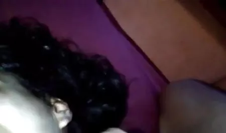 मैं जैसे ही वह चूसा सेक्स फिल्म मूवी के रूप में अपने फोन पर हबीब गोली मार दी ।