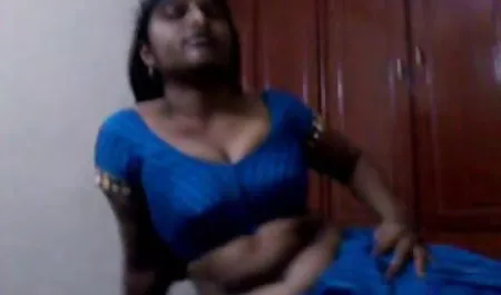नशे में छोटी हिंदी फिल्म वीडियो सेक्सी फिल्म बहन कमबख्त