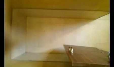 डिक एक महान सेक्सी वीडियो हिंदी मूवी में फूहड़ है
