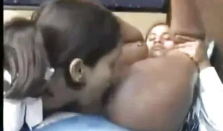 जीभ के बाद, बिल्ली लड़की मोड को सेक्सी फिल्म करने वाली धोखा दिया