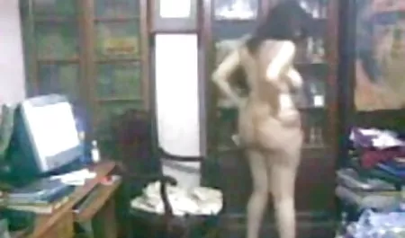 बिल्ली सेक्सी फिल्म करते के साथ मज़ा