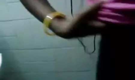 उसकी मोटी पत्नी दोस्त सेक्सी मूवी वीडियो में सेक्सी साझा किया