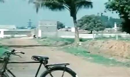 मैं गुलाम शहर की बंगाली सेक्सी फिल्में सड़कों के माध्यम से चला रहा था