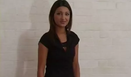 अपनी बेटी को उसके पिता से करिश्मे की तरह की उम्मीद सेक्सी फिल्म वीडियो हिंदी नहीं थी.