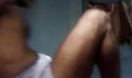 चाचा हमें मेरी माँ सेक्सी में फिल्म के साथ कमबख्त कर दीजिये ।