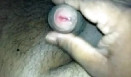 एक सेक्सी मालिश एक सदस्य के लिए एक मालिश देता है सेक्स सेक्स पिक्चर