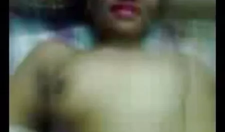Amassing अश्लील गुदा और योनि मुट्ठी सेक्सी फिल्म के साथ