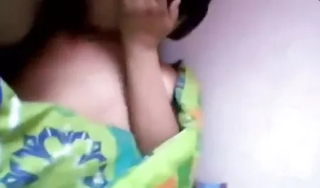 स्कूली लड़कियां गधा sexi फिल्म हो रही है