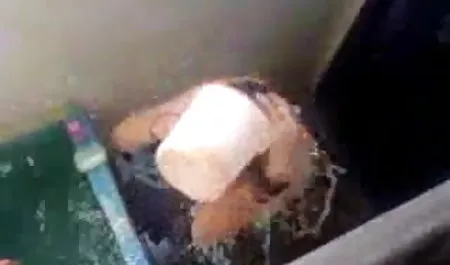 मेरी माँ लाल मोहक सेक्सी फिल्म बताइए पड़ोसी यौन संबंध रखने वाले है