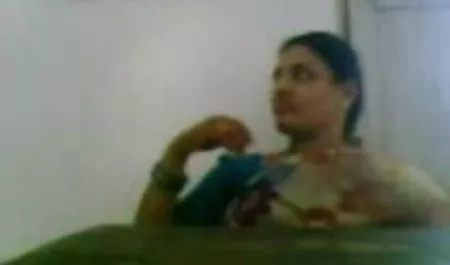 कट्टर अश्लील, सेक्सी फिल्म हिंदी में फुल सह नदी