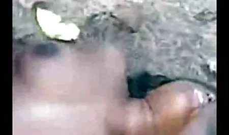 मेरी माँ और उसकी बेटी एक साथ नहाया सेक्स मूवी भेजो